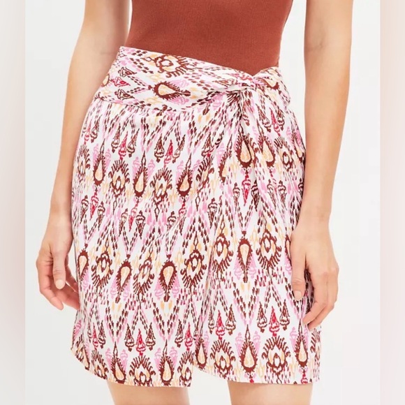 LOFT Dresses & Skirts - LOFT Ikat Linen Blend Twist Sarong Mini Skirt Size 8 Aztec Lined Casual Summer